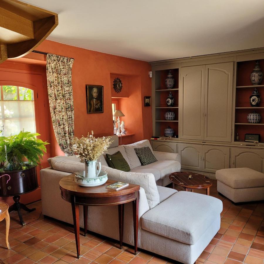 Gite De Charme Au Manoir Du Plessis-Quinquis Sainte-Seve Exteriér fotografie