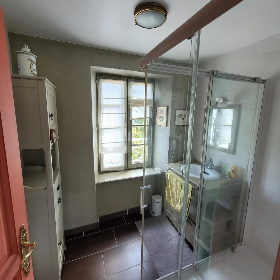 Gite De Charme Au Manoir Du Plessis-Quinquis Sainte-Seve Exteriér fotografie